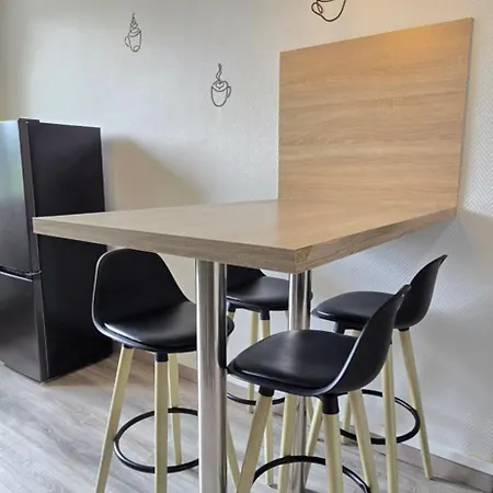 Serenity, 8 Couchages Parking 8mm A Pies Du Sanctuaire *